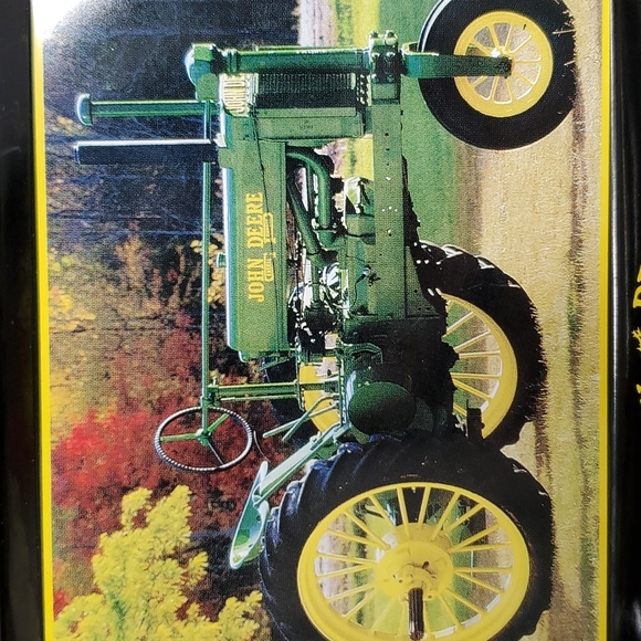 2002 John Deere Metal Tin Tray VTG Moline ILL. Country Farm Tractor Mini - Picture 3 of 9